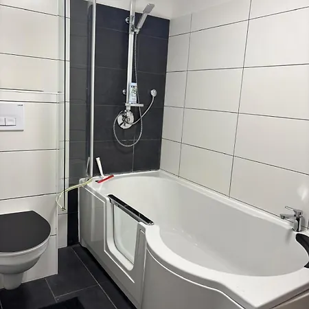 Appartamento Gaestezimmer Baan Secco Uhingen